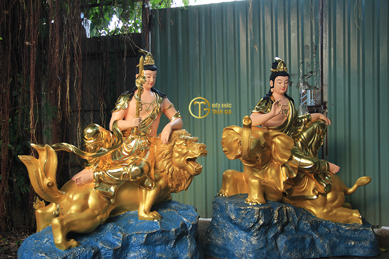 bàn thờ Phật và Gia tiên