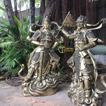 TƯỢNG HỘ PHÁP