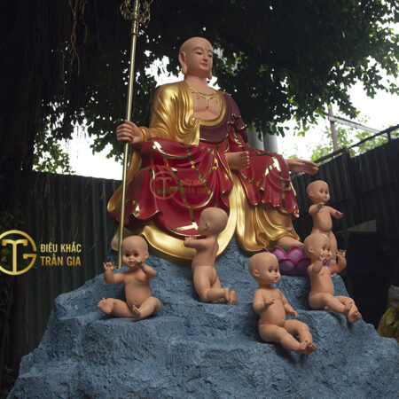 Tượng Phật Địa Tạng Vương Bồ Tát độ thai nhi cao 160cm.