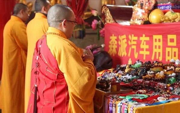 lưu ý khi đeo Phật bản mệnh