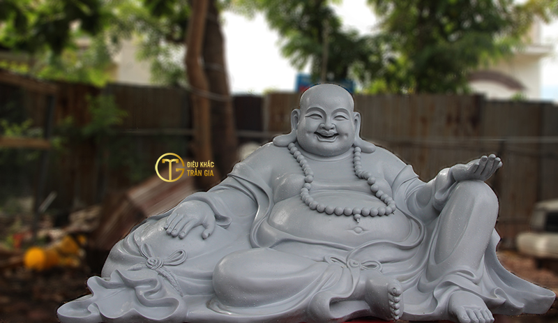Tượng Phật Di Lặc bằng gỗ nên đặt ở đâu