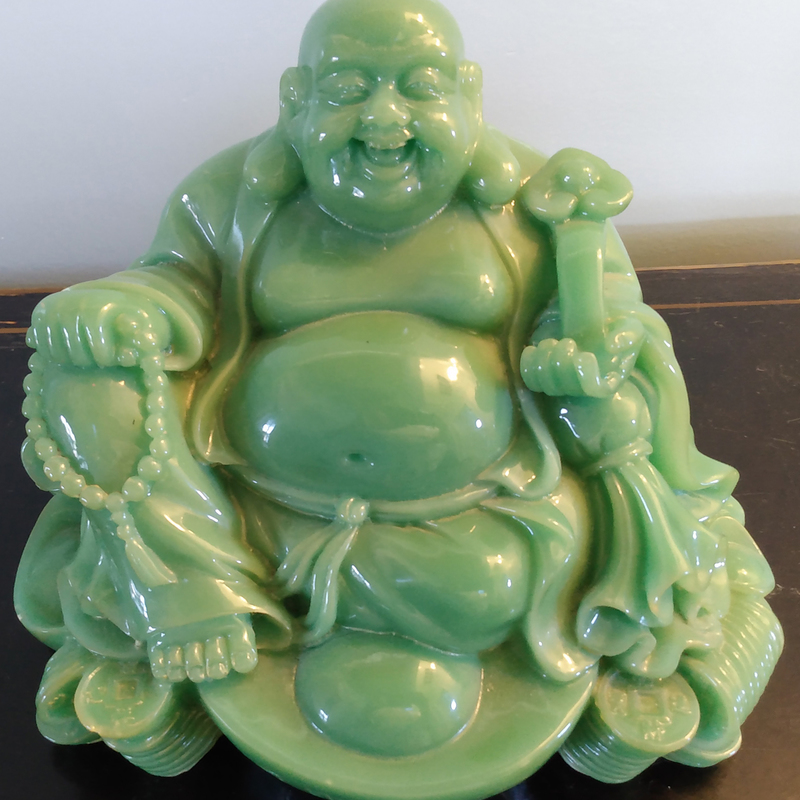 Tượng Phật bằng ngọc quý