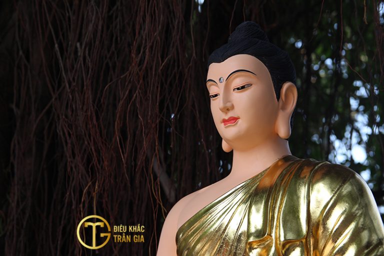 tuong phat bang vang
