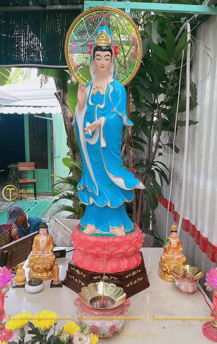 Tượng Quan Âm Nam Hải