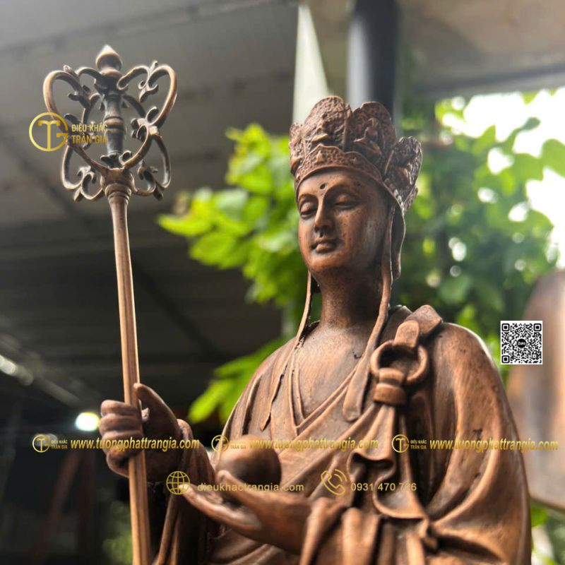 bán tượng địa tạng vương bồ tát