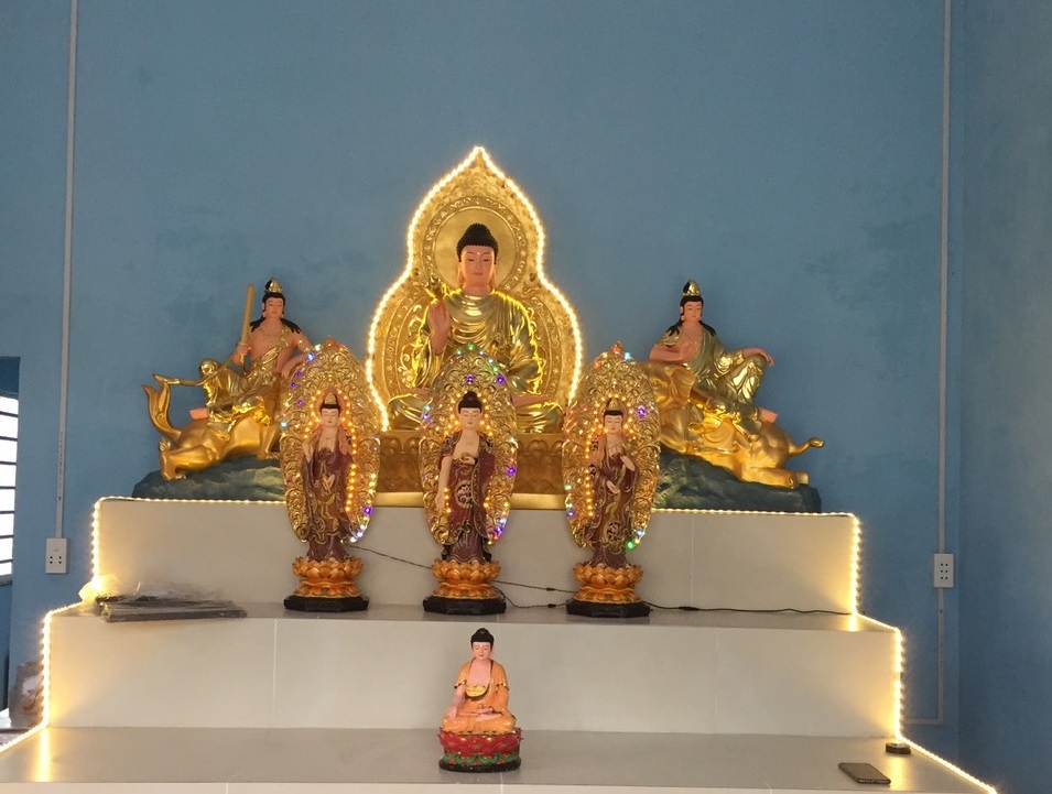 Bộ tượng Hoa Nghiêm Tam Thánh