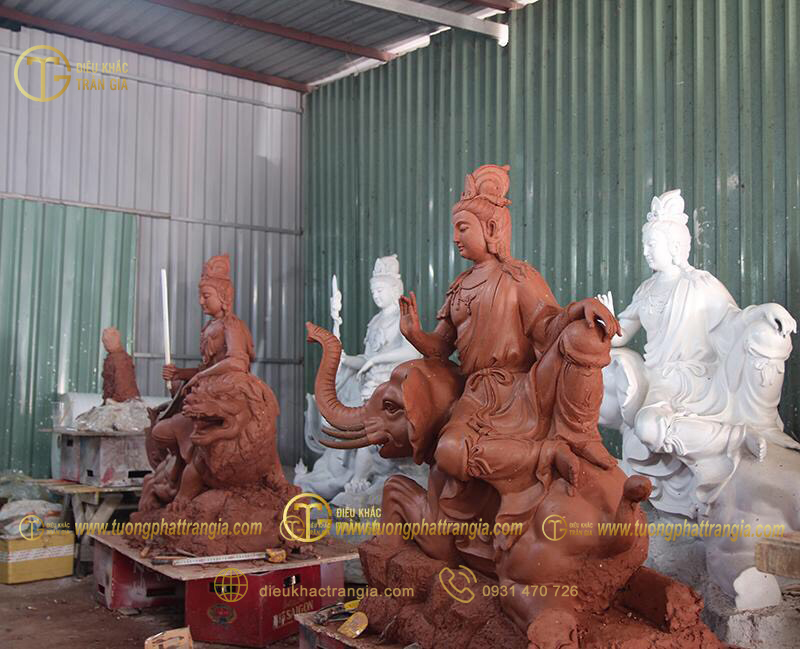 Niệm danh hiệu Phổ Hiền Bồ Tát