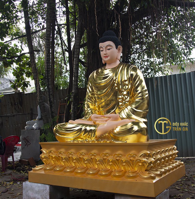 Phật Thích Ca ngồi thiền đẹp