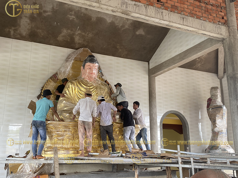 Phật Thích Ca ngồi thiền đẹp