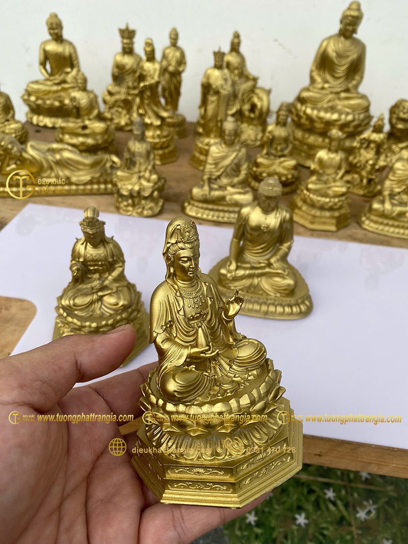 Có nên để tượng Phật trên bàn làm việc