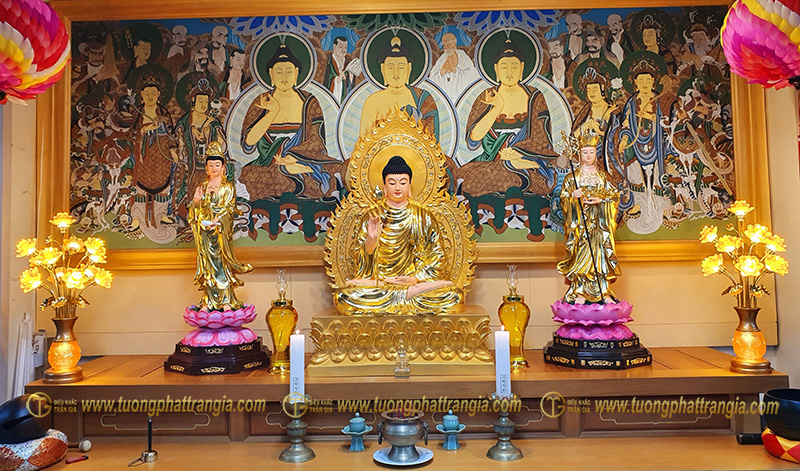Bàn thờ Tam Thế Phật tại gia