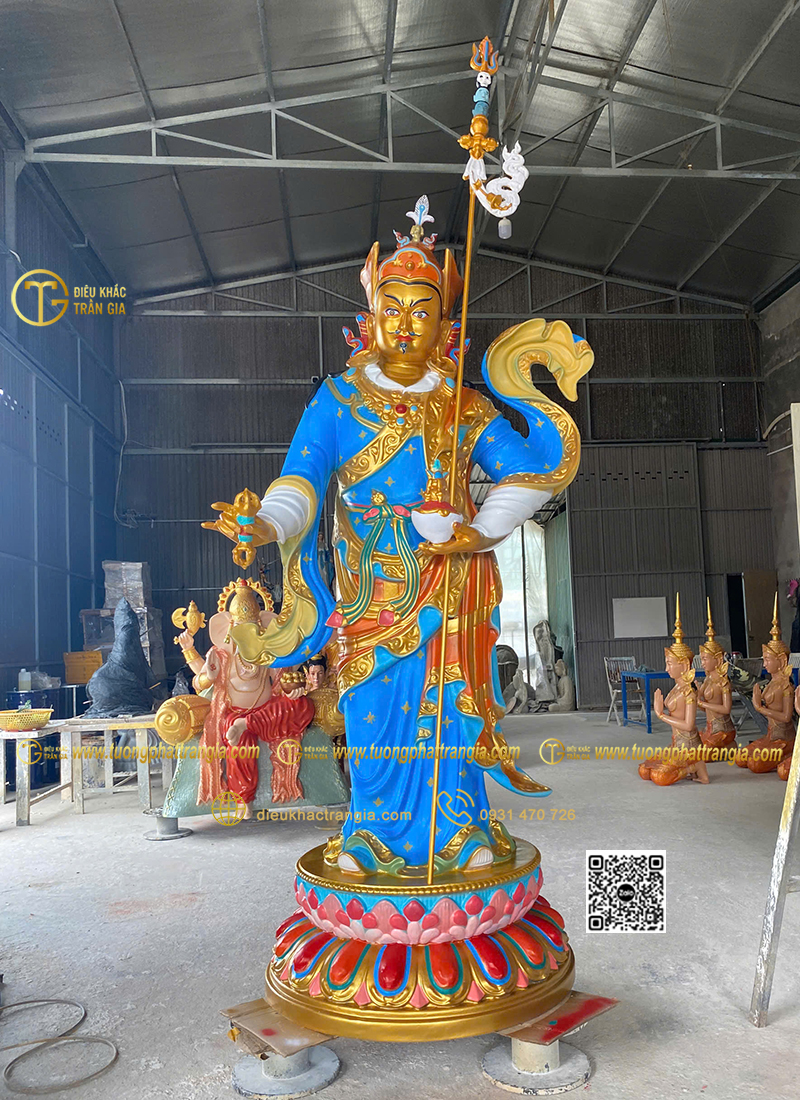 Tượng Đức Liên Hoa Sinh 250cm