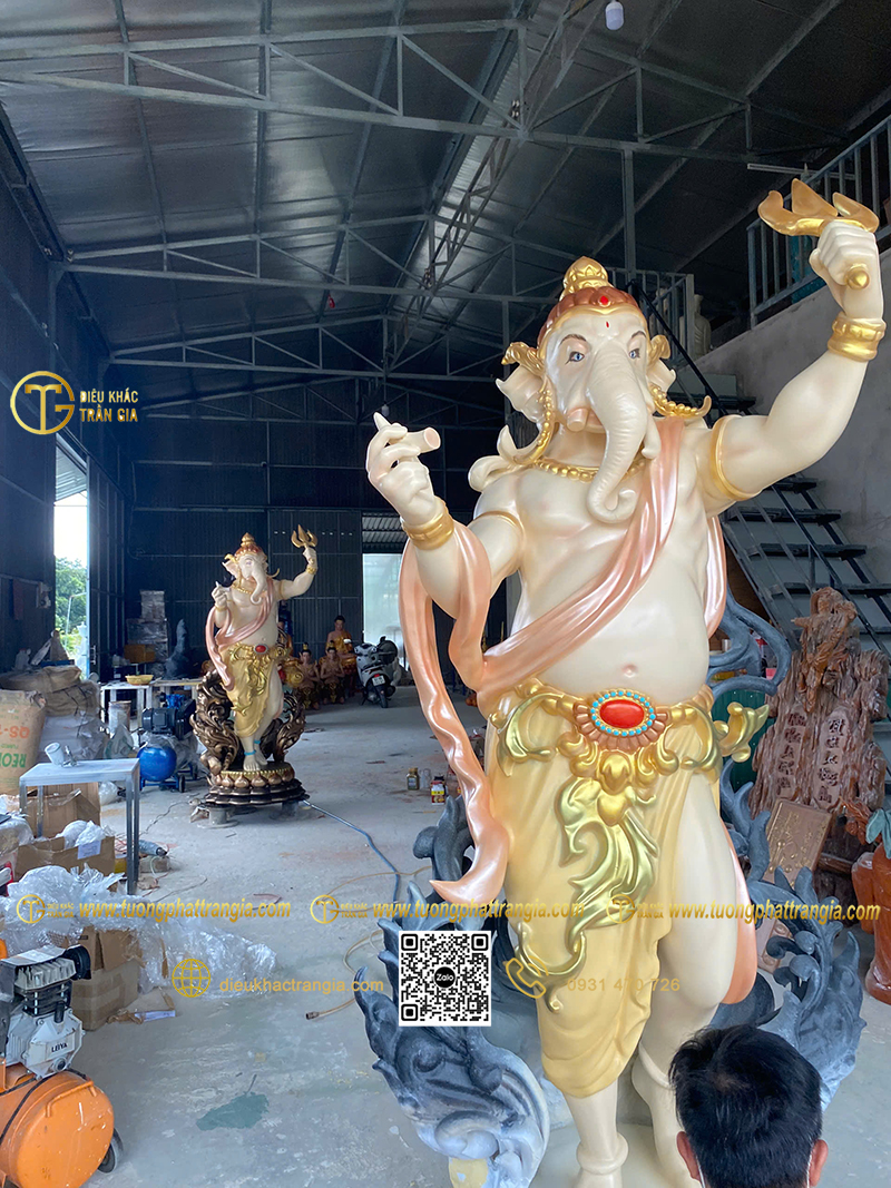 Hình ảnh Tượng Thần Voi Thái Lan Ganesha đứng 200cm