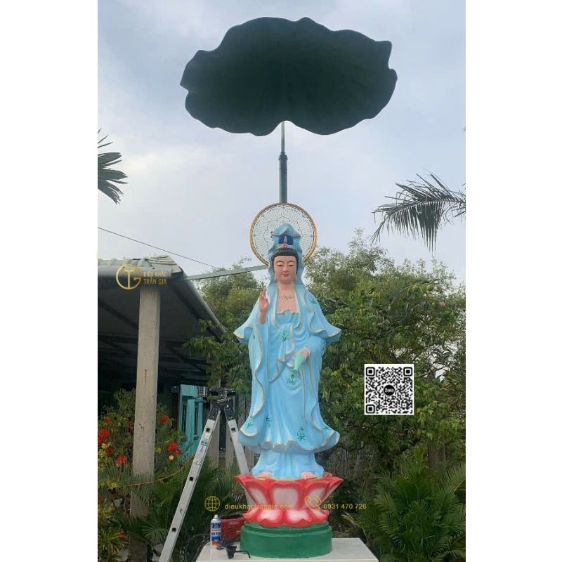 lắp đặt Lá sen che tượng Phật ngoài trời tại Trần Gia