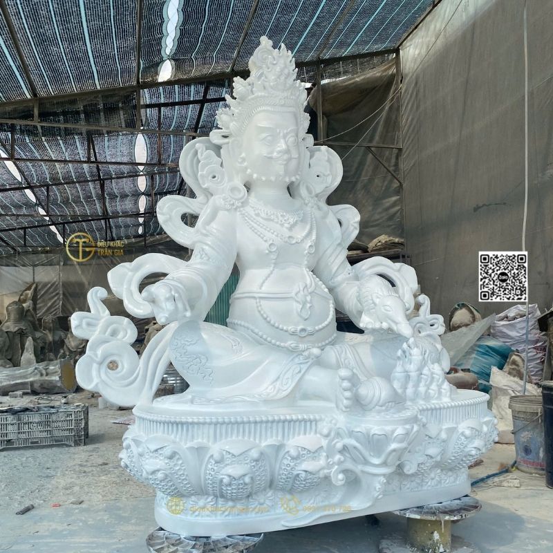 Ý nghĩa của việc thờ Tượng Thần Tài vàng