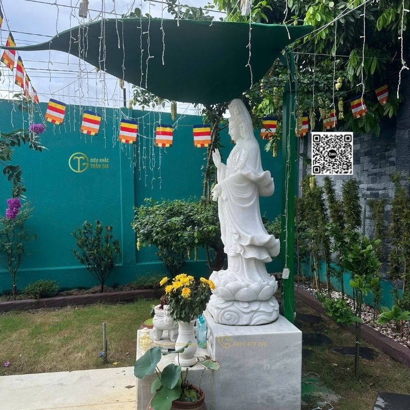 Lá Bồ Đề Che Tượng Phật 250cm