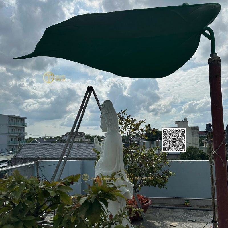 Lá Bồ Đề Che Tượng Phật 250cm