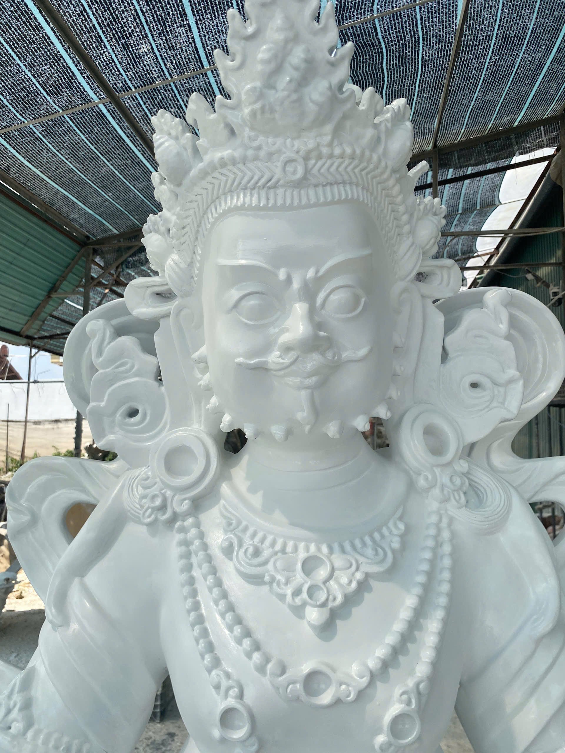 mật tông hoàng thần tài