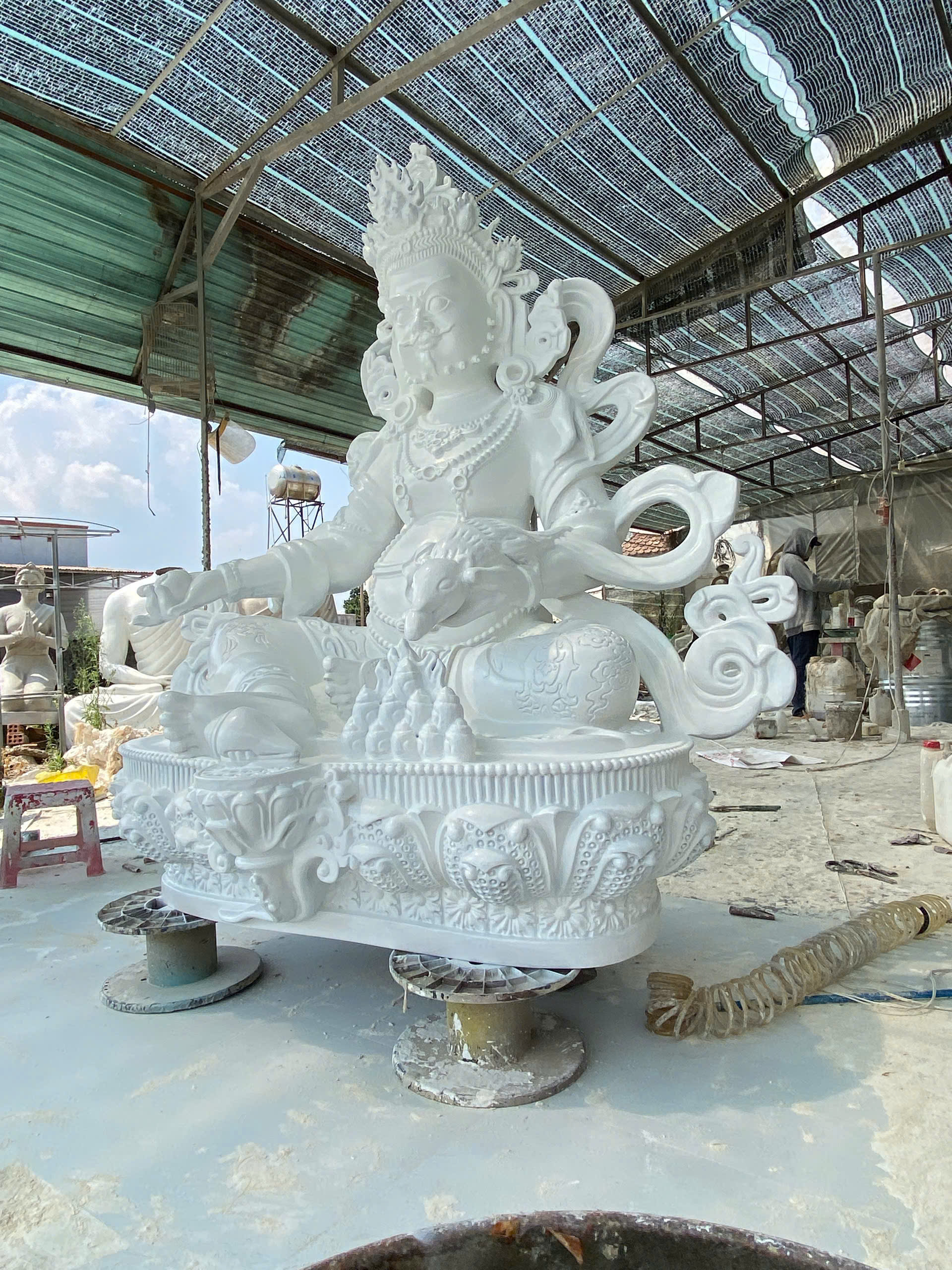 mật tông thần tài